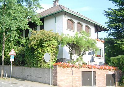 Der schöne  Garten dieser Villa musste nicht geopfert werden.