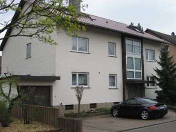 Die Abdichtung war inzwischen marode, das Haus feucht. Nun ist es wieder trocken.